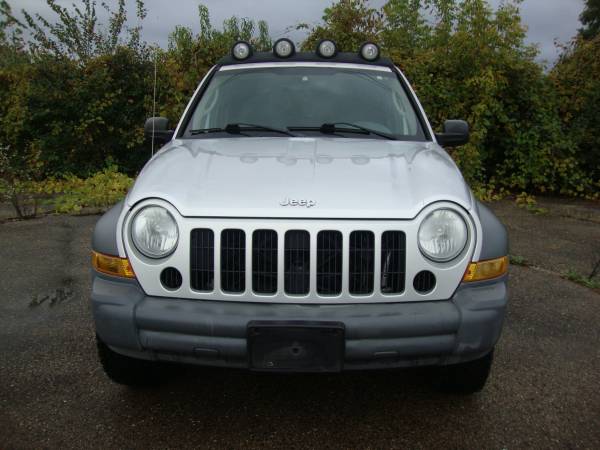 2005 Jeep Liberty 4X4 Diesel (1 Owner/Low Miles) for sale in Kenosha, MN – photo 12