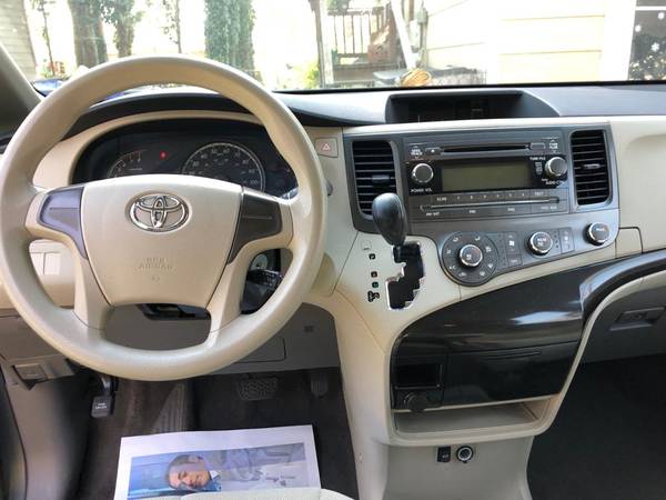 2011 Toyota Sienna, 158k Miles, 7 passengers, Very Good condition ! for sale in Washington, District Of Columbia – photo 11