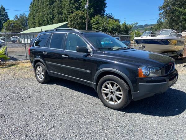 2004 Volvo XC90 4dr 2.9L Twin Turbo AWD w/3rd Row with Driver/front... for sale in Sweet Home, OR – photo 3