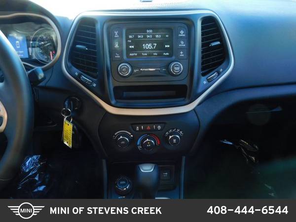2018 Jeep Cherokee Latitude 4x4 4WD Four Wheel Drive SKU:JD509107 for sale in Santa Clara, CA – photo 13
