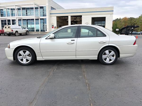 Clean Carfax!! 2006 Lincoln LS! Best-Buy! for sale in Ortonville, MI – photo 2