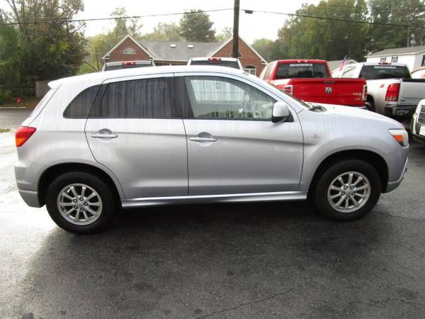 2011 Mitsubishi Outlander Sport 2WD 4dr CVT ES - cars & trucks - by... for sale in Maple Shade, NJ – photo 5