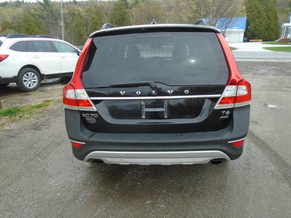 2014 Volvo XC70 t6 Premier AWD - - by dealer - vehicle for sale in Leicester, VT – photo 6