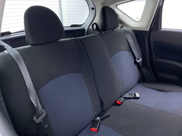 2019 Nissan Versa Note SV Hatchback 4D hatchback White - FINANCE -... for sale in Chicago, IL – photo 19
