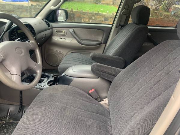 2002 Toyota Sequoia SR5 $6,500 - cars & trucks - by owner - vehicle... for sale in Philadelphia, PA – photo 8