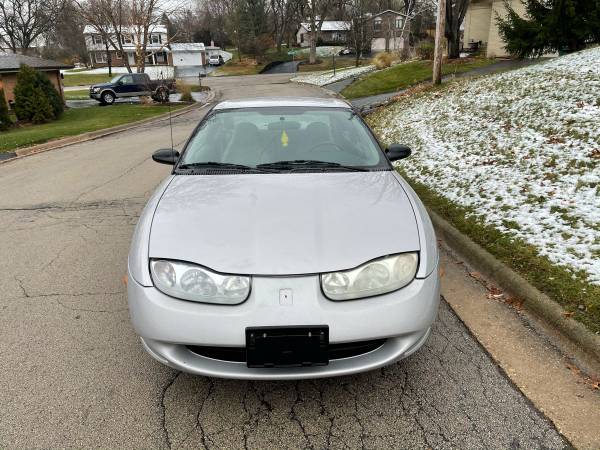2001 Saturn Sc1 - cars & trucks - by owner - vehicle automotive sale for sale in Rockford, IL – photo 2