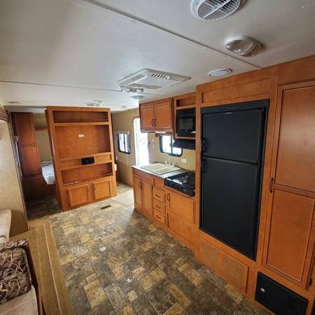 2013 Gulfstream Bunk House 26ft Pull Trailer - Half ton towable for sale in Helena, MT – photo 9
