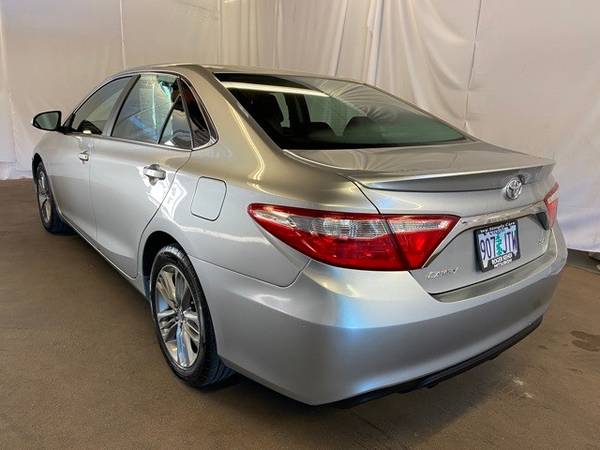 2017 Toyota Camry SE Sedan - cars & trucks - by dealer - vehicle... for sale in Tigard, OR – photo 11