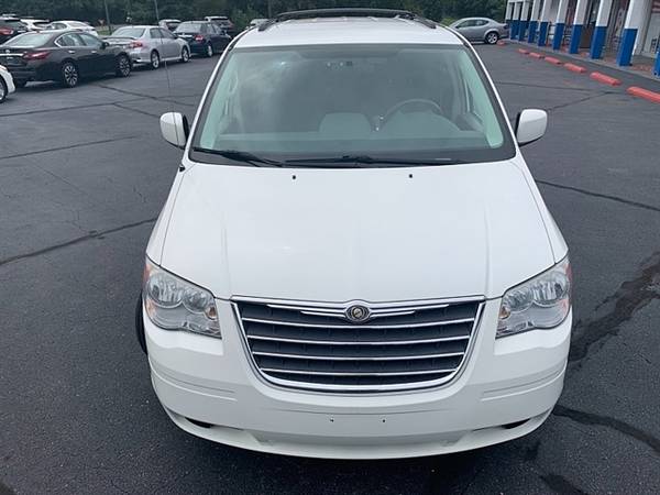 2010 Chrysler Town & Country Touring for sale in Winston Salem, NC – photo 3