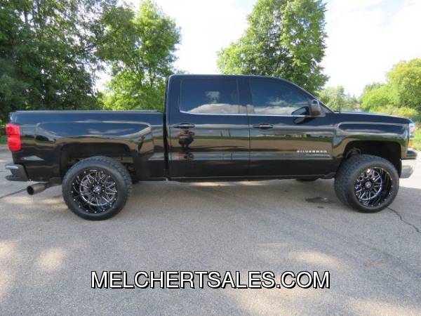 2015 CHEVROLET 1500 CREW LTZ 5.8 BOX 4WD BCAM LEVELED HOSTILE NEW... for sale in Neenah, WI – photo 3