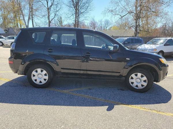 2008 Mitsubishi Outlander 4x4 - - by dealer - vehicle for sale in Derry, ME – photo 6