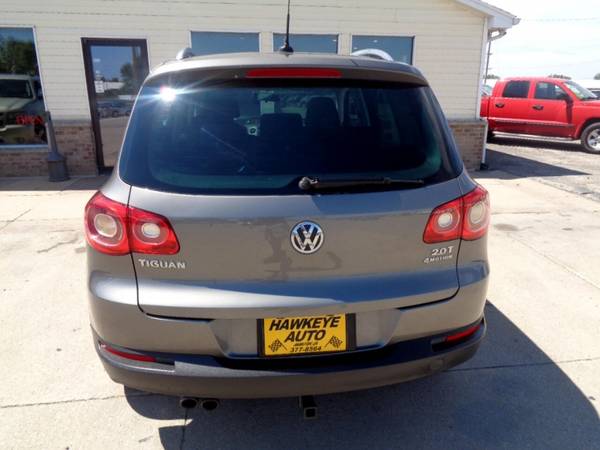 2009 Volkswagen Tiguan SEL - cars & trucks - by dealer - vehicle... for sale in Marion, IA – photo 7