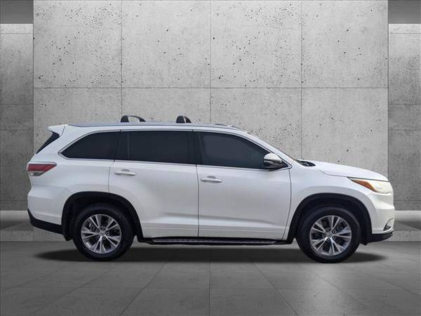 2015 Toyota Highlander XLE SUV - - by dealer - vehicle for sale in Corpus Christi, TX – photo 5