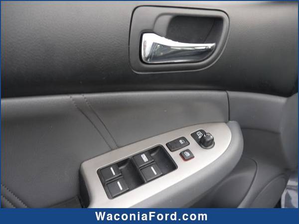 2005 Honda Accord Sdn EX-L V6 with NAVI - cars & trucks - by dealer... for sale in Waconia, MN – photo 18