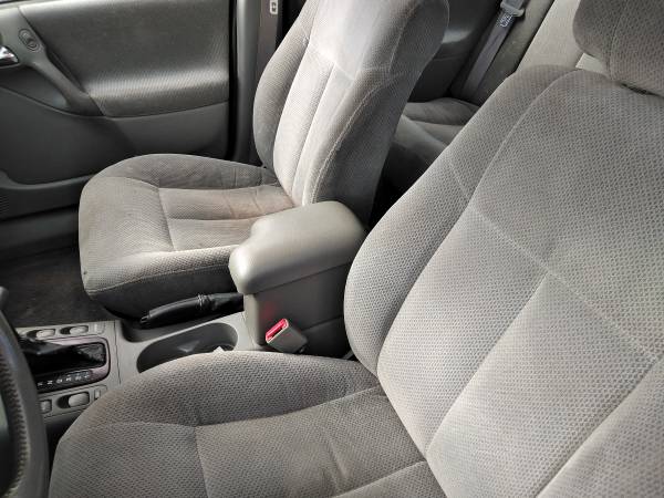 01 Saturn wagon 3.0. rustfree and dentfree - cars & trucks - by... for sale in Vails Gate, NY – photo 12