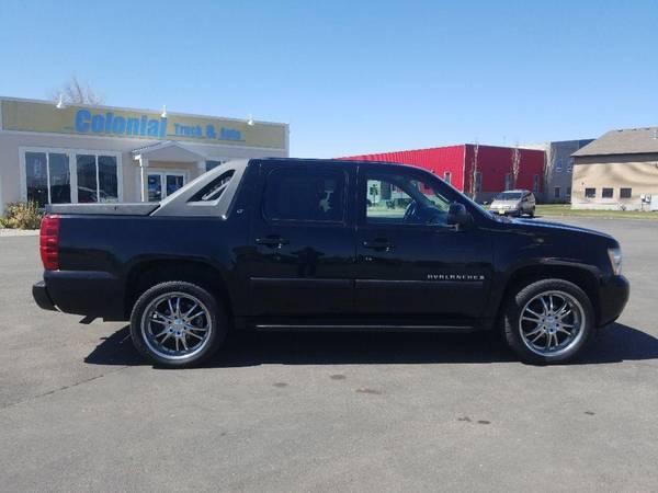 2007 Chevrolet Chevy Avalanche LT - - by dealer for sale in Idaho Falls, ID – photo 4