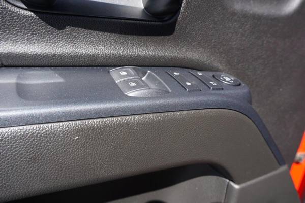 2020 Chevrolet Chevy SILVERADO MEDIUM DUT 4X4 2dr Regular Cab Diesel for sale in Plaistow, ME – photo 14
