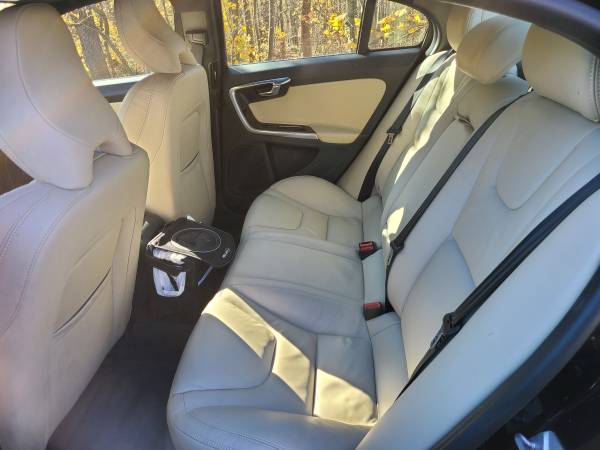 Mint 2015 s60 volve platinum - cars & trucks - by owner - vehicle... for sale in White Plains, NY – photo 3