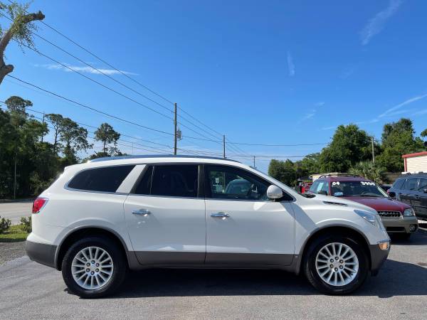 2010 Buick Enclave CXL AWD - 3rd Row - Leather - V6 - Clean! - cars for sale in Debary, FL – photo 6