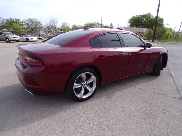 2018 Dodge Charger SXT Plus - - by dealer - vehicle for sale in Brownwood, TX – photo 6