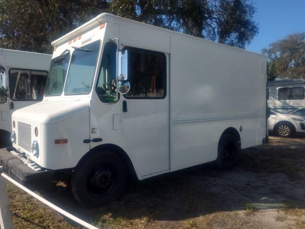 Workhorse P42 Stepvans 6.5 Liter Diesel V8 for sale in Sarasota, FL – photo 4