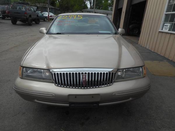 1997 Lincoln Continental - cars & trucks - by dealer - vehicle... for sale in Adel, IA – photo 3