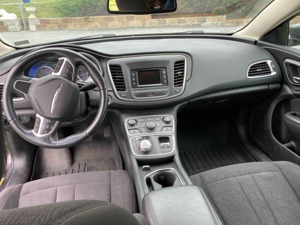 2015 Chrysler 200 Limited - cars & trucks - by owner - vehicle... for sale in Greencastle, PA – photo 7