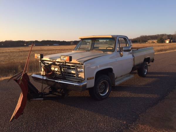 PLOW TRUCK for sale CHEVY silverado 1985 - cars & trucks - by owner... for sale in Chippewa Falls, WI – photo 3