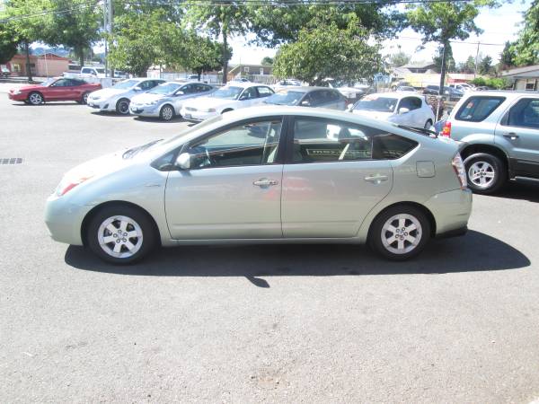FM Jones and Sons 2009 Toyota Prius Hatchback - cars & trucks - by... for sale in Eugene, OR – photo 4