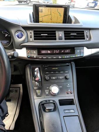 2011 Lexus CT 200h Premium Hybrid fully loaded 134k 45 mpg nav backup for sale in Walpole, RI – photo 12