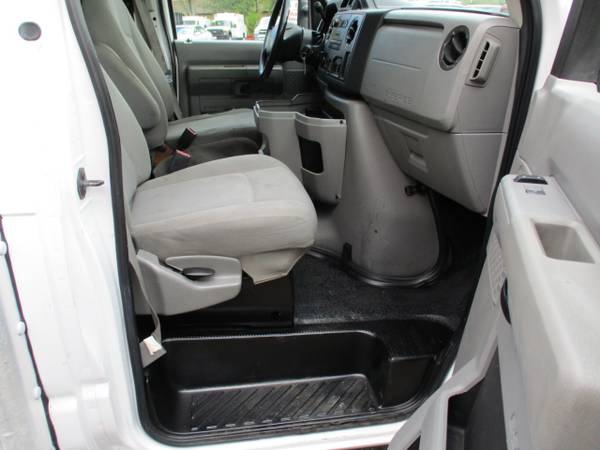 2010 Ford Econoline Commercial Cutaway E-350 10 FOOT STEP VAN, CUT for sale in south amboy, ME – photo 10