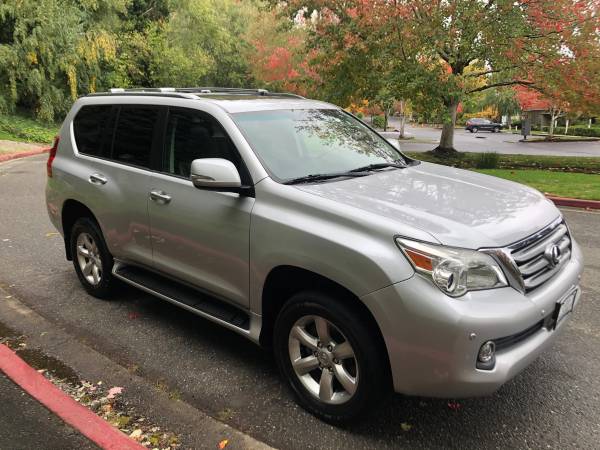 2010 Lexus GX460 4WD - Pure Luxury, Third Row, Loaded, Clean title for sale in Kirkland, WA – photo 3