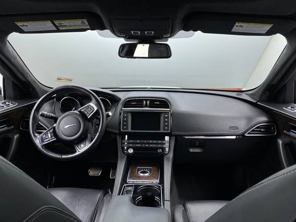 2017 Jag Jaguar FPACE 35t R-Sport SUV 4D suv White - FINANCE ONLINE... for sale in Phoenix, AZ – photo 21