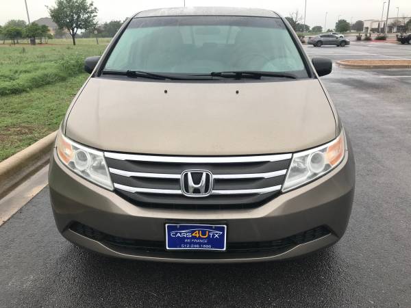 2011 Honda Odyssey EX - Roomy Interior, Gas Saver and Reliable VAN for sale in Austin, TX – photo 4