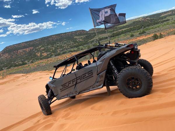 2018 CAN AM MAVERICK X3 - cars & trucks - by owner - vehicle... for sale in Phoenix, AZ – photo 2