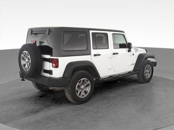 2015 Jeep Wrangler Unlimited Rubicon Sport Utility 4D suv White - -... for sale in Rochester, MN – photo 11