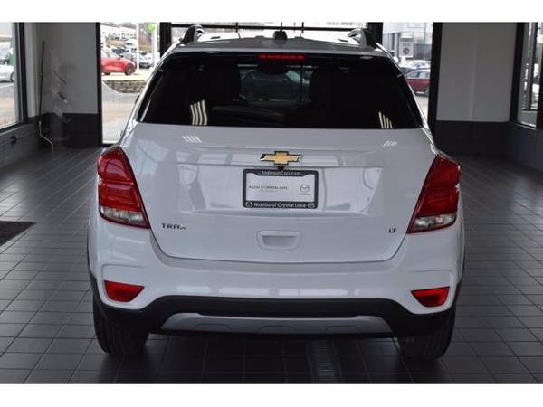 2019 Chevrolet Trax LT - wagon - - by dealer - vehicle for sale in Crystal Lake, IL – photo 5