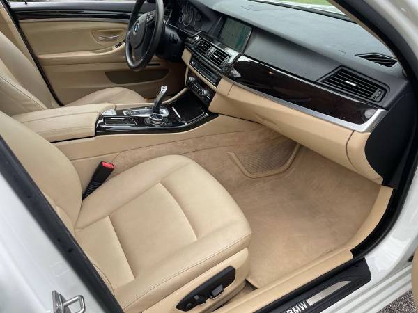 2014 BMW 528i Leather Sunroof Navigation - cars & trucks - by owner... for sale in Lake Park, FL – photo 11