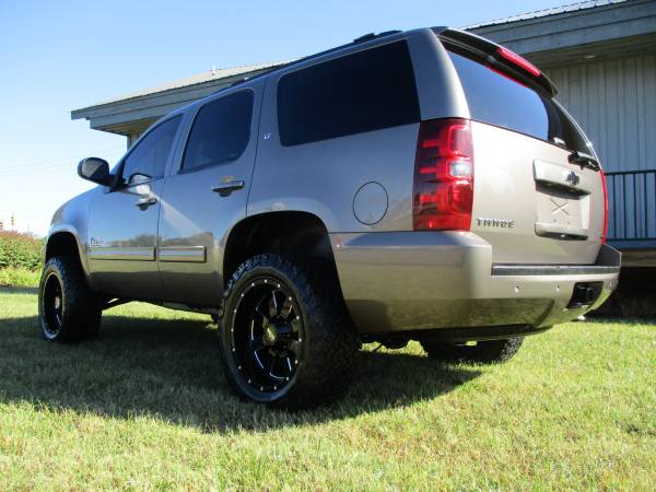 LIFTED 2012 CHEVY TAHOE 4X4 LT 20" MOTO METAL WHEELS *NEW 33X12.50'S!! for sale in KERNERSVILLE, SC – photo 7