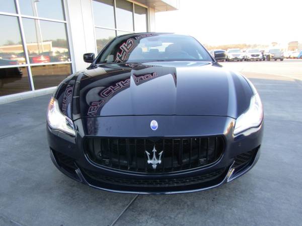 2016 *Maserati* *Quattroporte* *4dr Sedan S Q4* Blu - cars & trucks... for sale in Omaha, NE – photo 2