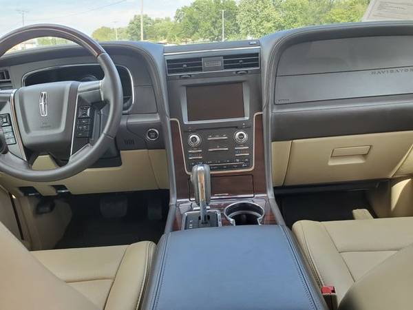2015 Lincoln Navigator 4WD Sport Utility 4D Trades Welcome Financing A for sale in Harrisonville, MO – photo 10