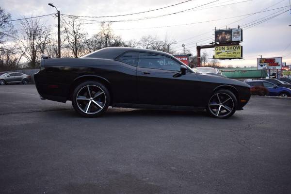 2010 Dodge Challenger R/T 2dr Coupe - - by dealer for sale in Knoxville, TN – photo 3