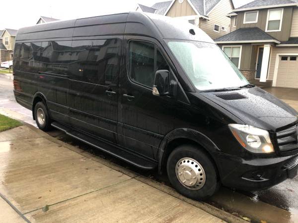 Custom Mercedes Sprinter - cars & trucks - by owner - vehicle... for sale in Corvallis, OR – photo 7