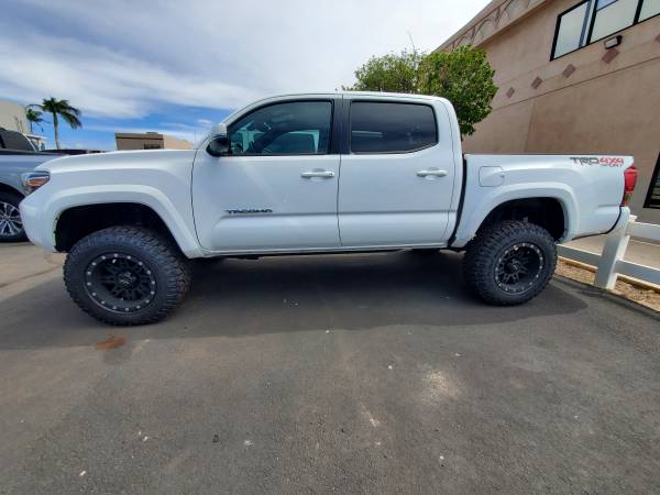 2018 TOYOTA TACOMA DOUBLE CAB TRD SPORT 4X4 - cars & trucks - by... for sale in Kihei, HI – photo 2