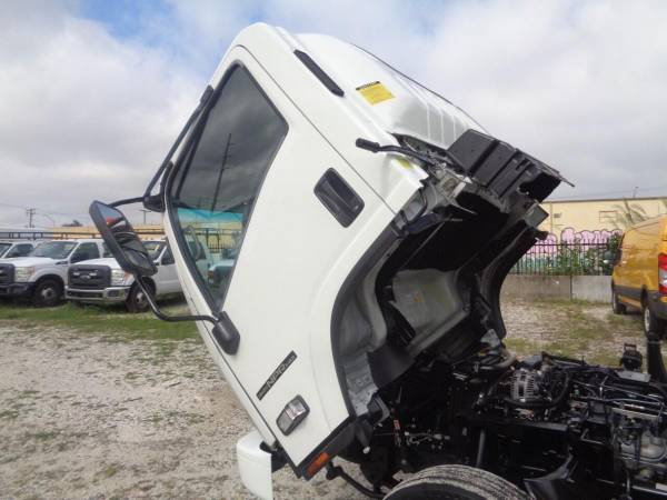 2014 Isuzu NPR-HD Reg Cab Tilt 16ft Box Truck w/ Lift Gate... for sale in Hialeah, FL – photo 22