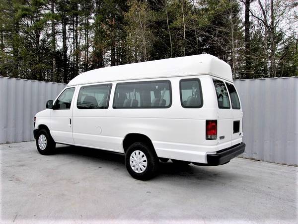 2008 FORD E 250 SUPER DUTY EXTENDED WHEELCHAIR VAN HANDICAP - cars & for sale in Brentwood, MA – photo 9