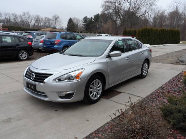 2015 Nissan Altima S - Only 22,000 Miles - for sale in western mass, MA – photo 2