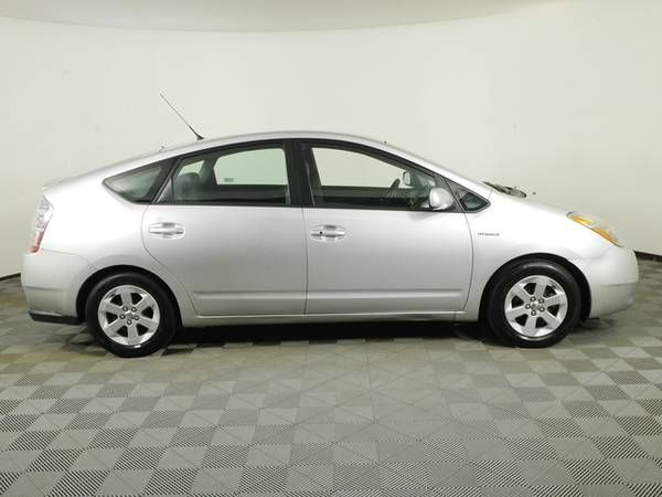 2009 Toyota Prius - cars & trucks - by dealer - vehicle automotive... for sale in Inver Grove Heights, MN – photo 10