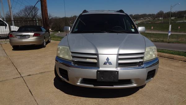 ! 2004 MITSUBISHI ENDEAVOR XLS AWD! - - by dealer for sale in Saint Louis, MO – photo 3