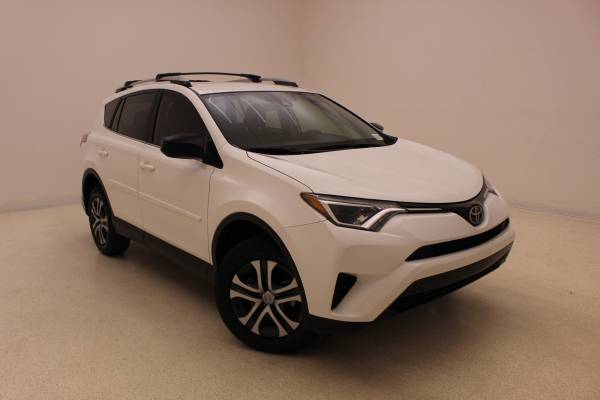 2017 Toyota RAV4 LE W/BLUETOOTH Stock #:190043A CLEAN CARFAX for sale in Scottsdale, AZ – photo 13